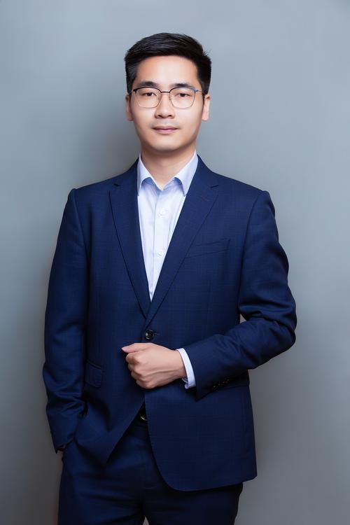 何乔友 音效设计与音乐总监